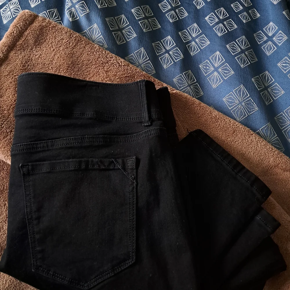 Women'sApt 9 Stretch Black Jeans - Picture 10 of 10